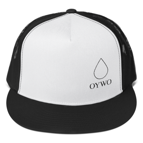 Flat Trucker Cap Black/White OYWO