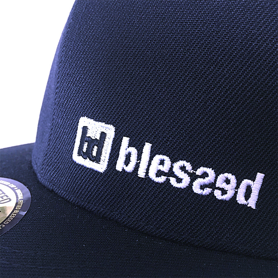 Classic snapback cap navy